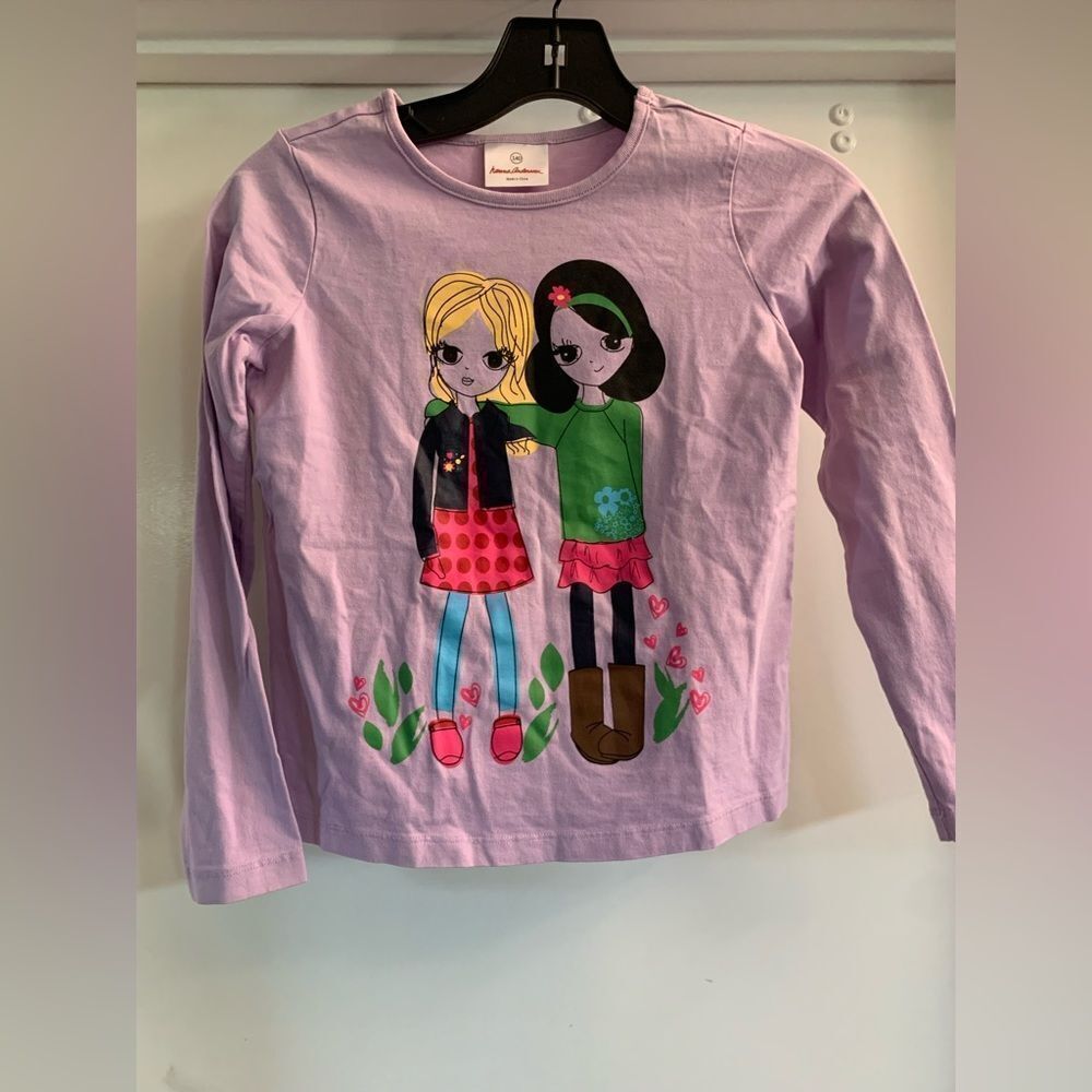 Hanna Andersson Friends Hugging Shirt *hard to find* Size 140 (US 10)